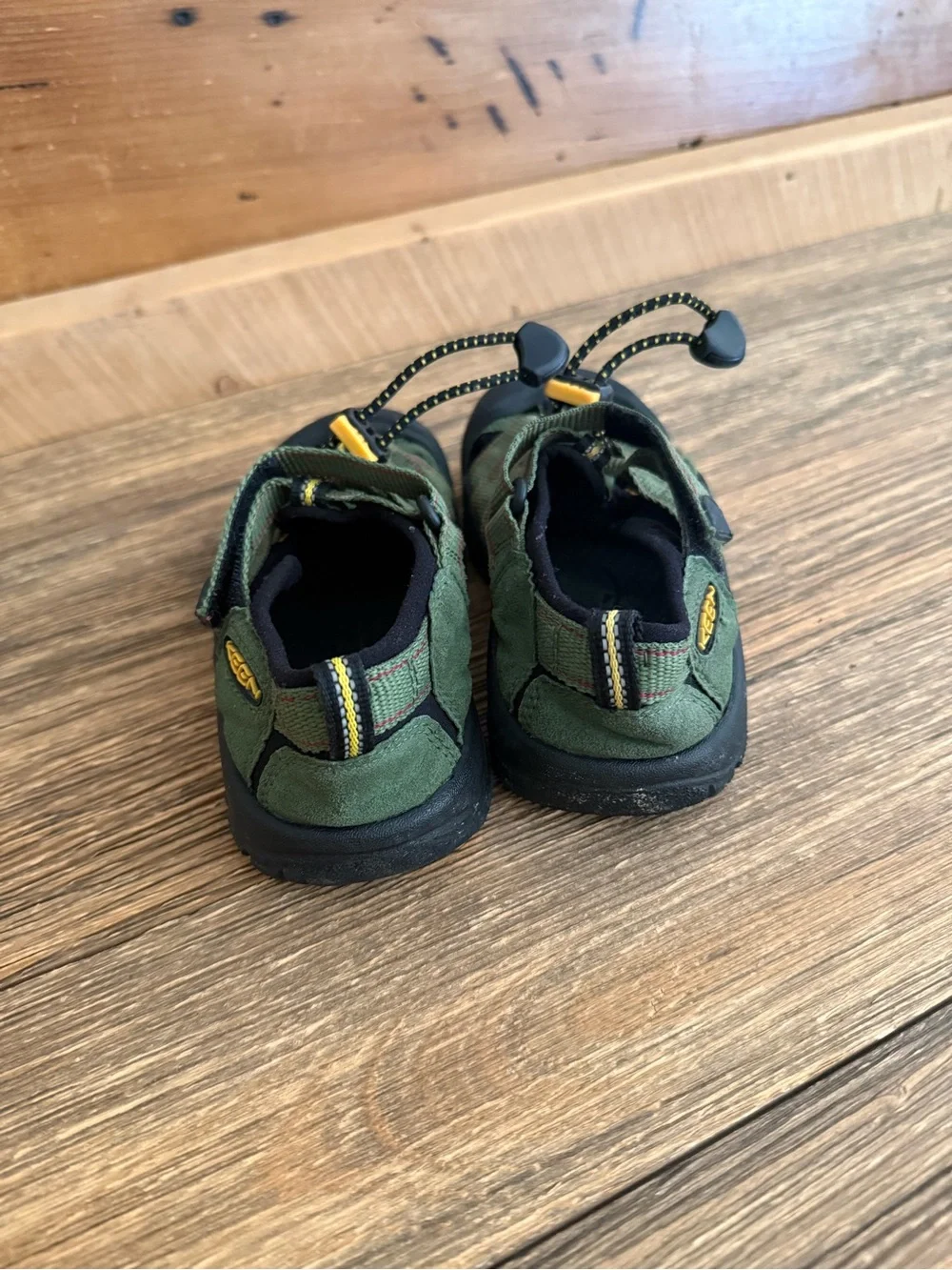 Keen closed toe